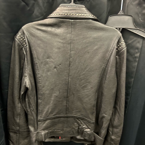 Fulani Leather jacket - Picture 2 of 3